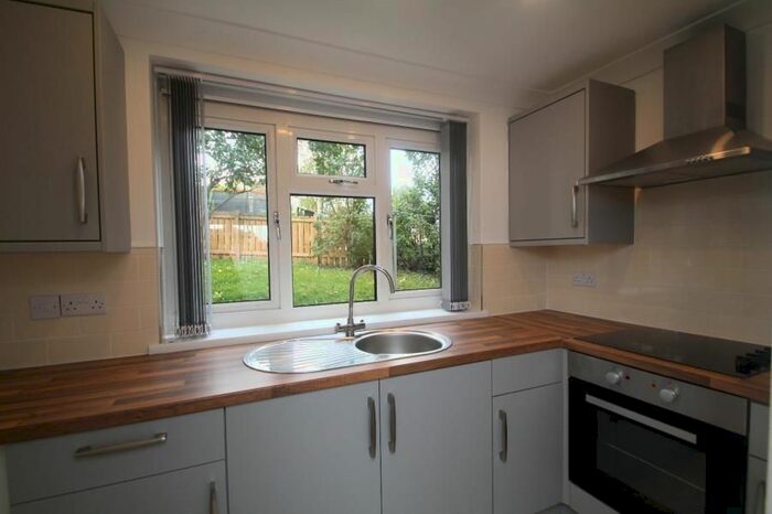 1 Bedroom Flat To Rent In Woodacre Green, Bardsey, LS17