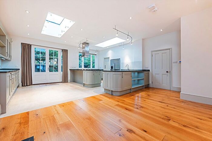 4 Bedroom Terraced House To Rent In Gastein Road, Gastein Road, W6