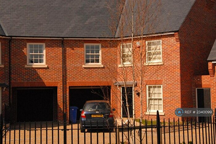 5 Bedroom Semi-Detached House To Rent In St George's Square, Reydon, IP18