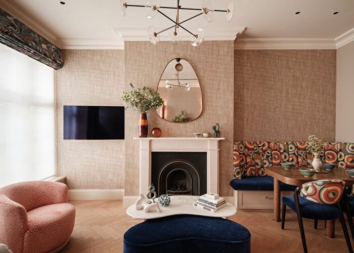 2 Bedroom Terraced House For Sale In Burton Mews, London, SW1W