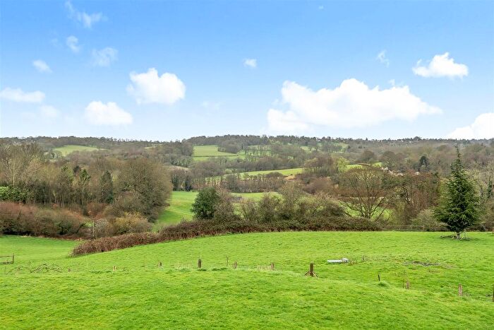 5 Bedroom Equestrian Property For Sale In Speldhurst Hill, Speldhurst, Tunbridge Wells, TN3