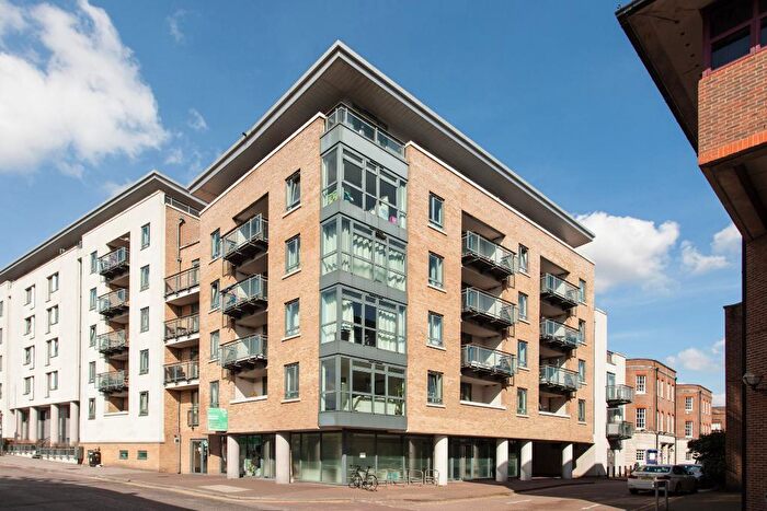 1 Bedroom Flat To Rent In Eluna Apartments, Wapping Lane, Aldgate, Tower Hill, London, E1W
