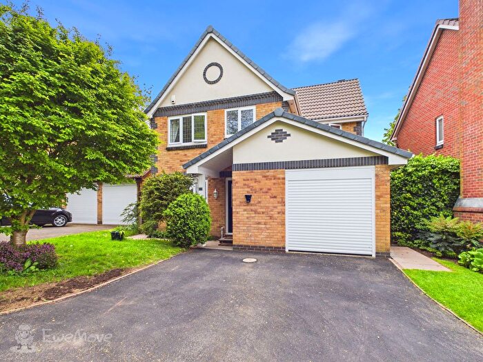 4 Bedroom Terraced House For Sale In Pavilion Grove St. Georges, St. Georges, Telford, Shropshire, TF2