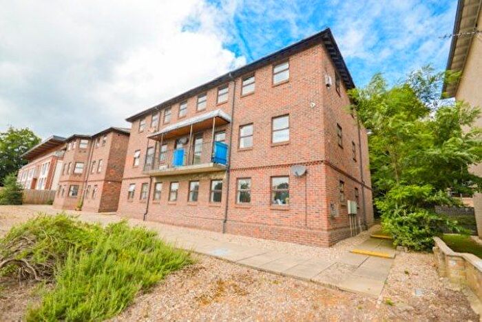 2 Bedroom Flat To Rent In Worster Court, Norwich, NR1