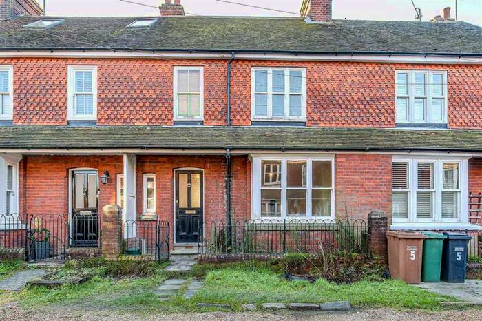 2 Bedroom Terraced House To Rent In Ledbury Road, Reigate, Surrey, RH2