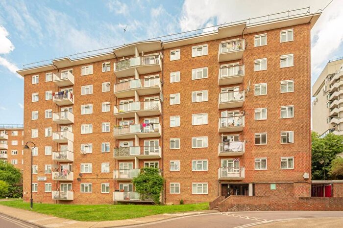 2 Bedroom Flat For Sale In Harben Road, Swiss Cottage, London, NW6