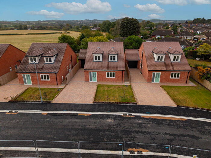 4 Bedroom Detached House For Sale In Durham Grove, Retford, Nottinghamshire, DN22