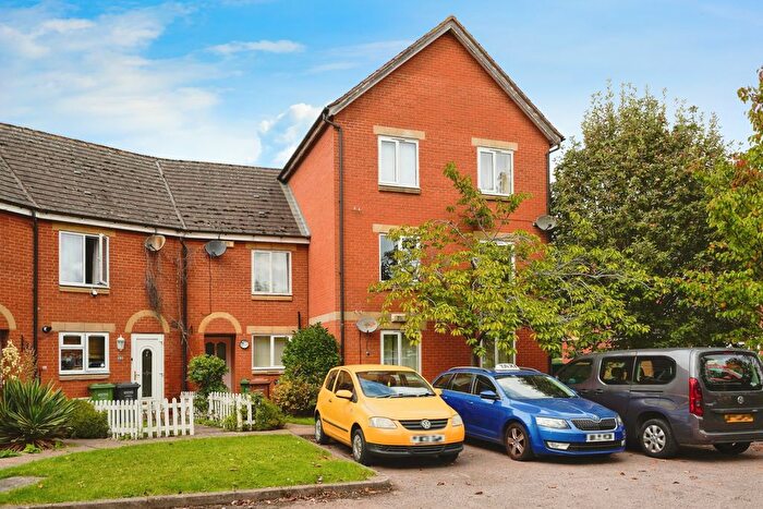 2 Bedroom Terraced House For Sale In Shepherds Pool, Evesham, Worcestershire, WR11