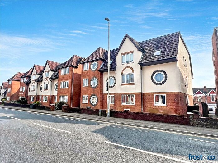 1 Bedroom Property For Sale In Bournemouth Road, Lower Parkstone, Poole, Dorset, BH14