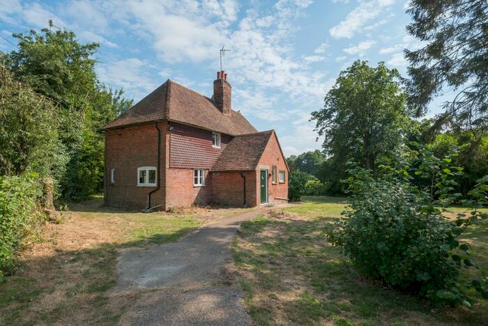 3 Bedroom Detached House To Rent In West Brabourne, Ashford, Kent, TN25