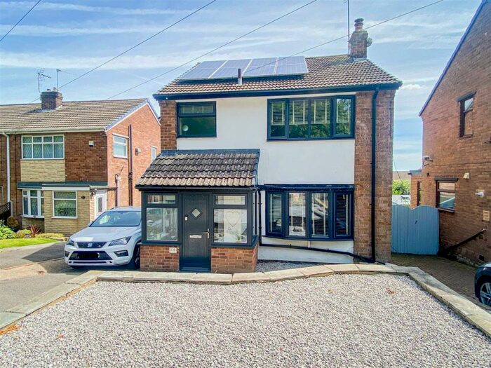 3 Bedroom Detached House To Rent In Rojean Road, Grenoside, Sheffield, S35