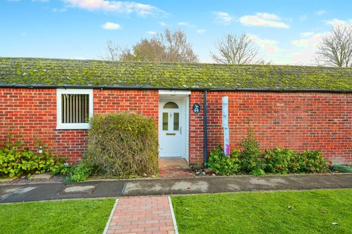 1 Bedroom Terraced Bungalow For Sale In Dibleys, Blewbury, Didcot, OX11