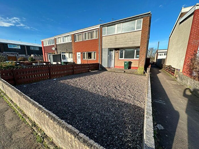 3 Bedroom Flat To Rent In Nimmo Place, Perth, PH1