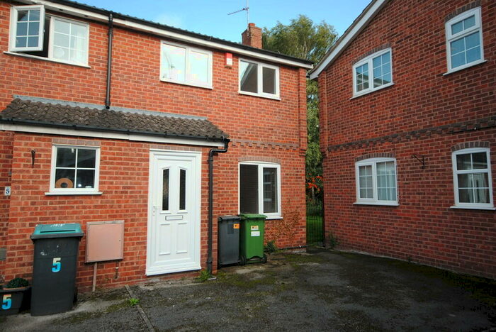 2 Bedroom End Of Terrace House To Rent In Dee Court, Bangor On Dee, Wrexham, LL13