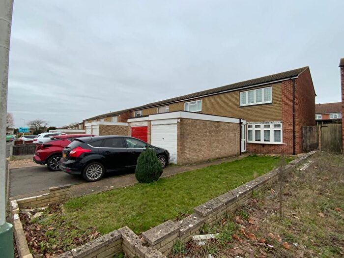 2 Bedroom Semi-detached House For Sale In Adelphi Crescent, Hornchurch, RM12