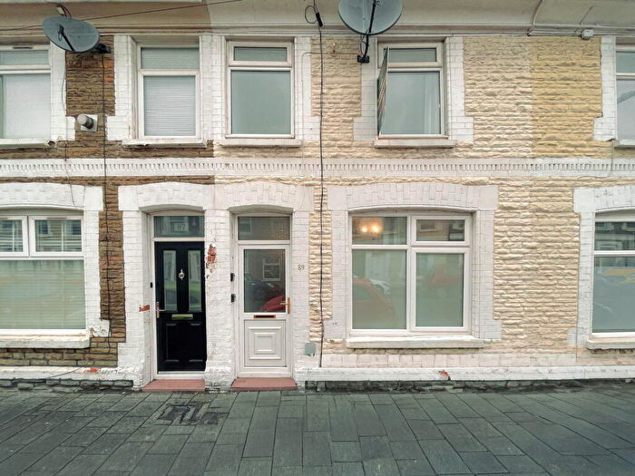 3 Bedroom Terraced House For Sale In Treharris Street, Cardiff, CF24