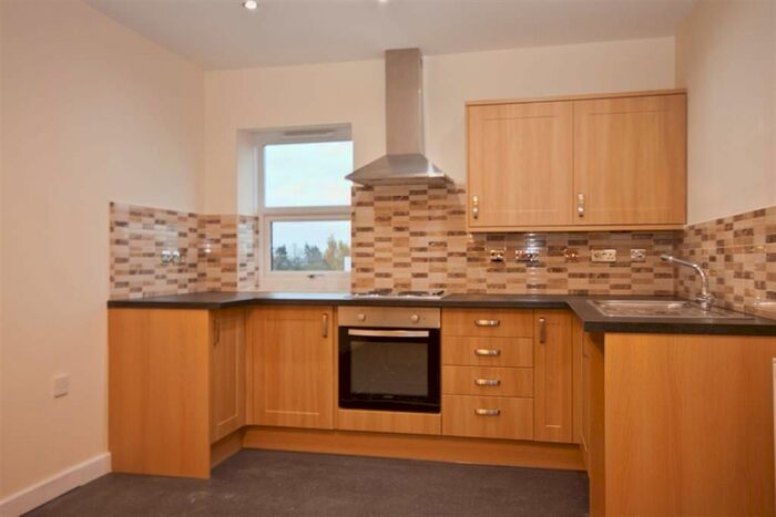 2 Bedroom Flat To Rent In Bridge Cross Road, Burntwood, WS7