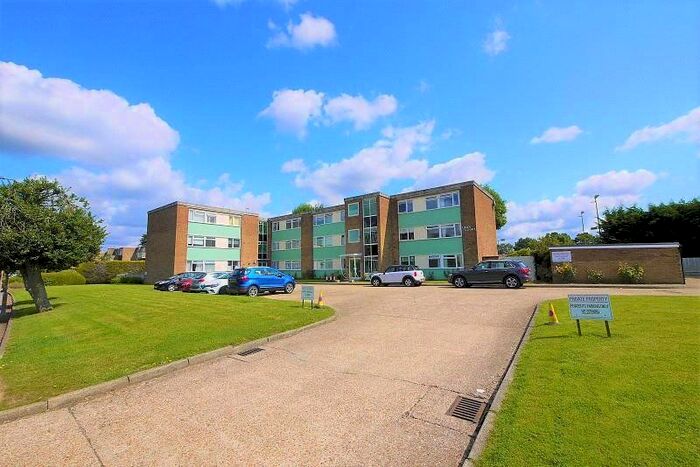 2 Bedroom Flat To Rent In Limes Court, Sawyers Hall Lane, Brentwood, CM15