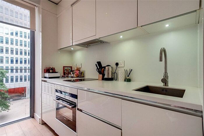 Studio To Rent In Central St. Giles Piazza, Covent Garden, WC2H