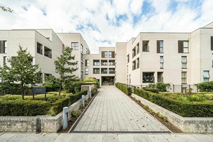 4 Bedroom Flat For Sale In The Avenue, Brondesbury Park, NW6