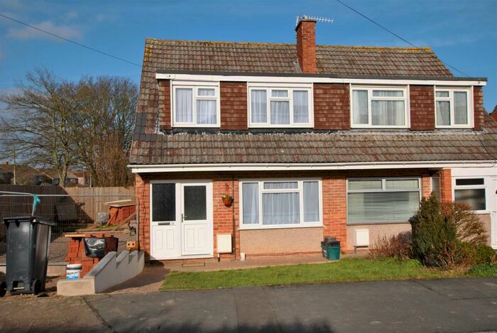 3 Bedroom House To Rent In Parkwood Close, Whitchurch, BS14