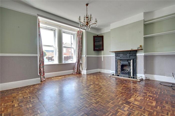 4 Bedroom Semi-Detached House To Rent In Elmhurst Road, Gosport, Hampshire, PO12