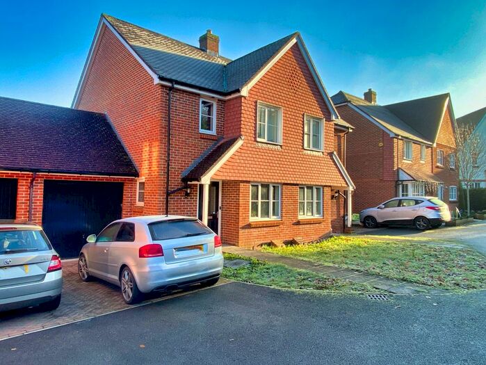 2 Bedroom Semi-Detached House To Rent In Larch End, Uckfield, TN22