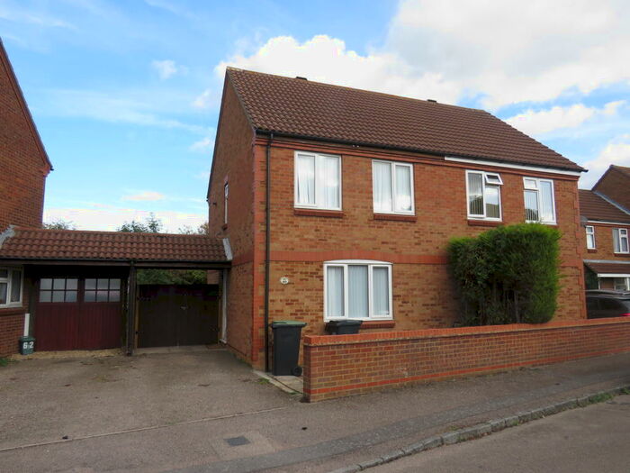 3 Bedroom End Of Terrace House To Rent In Ennerdale Road, Rushden, NN10
