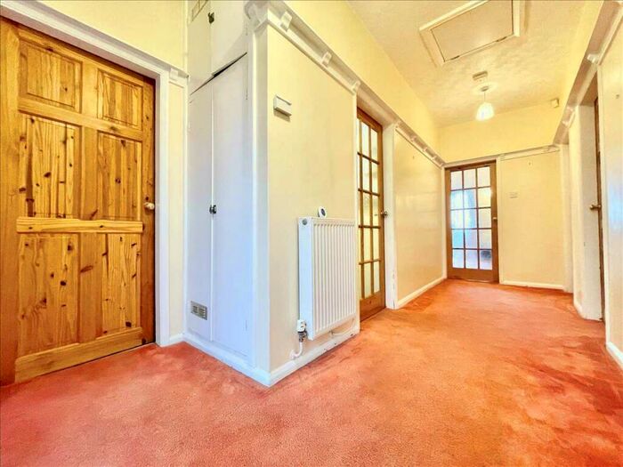 3 Bedroom Bungalow For Sale In Cedar Avenue, Kirkby In Ashfield, NG17