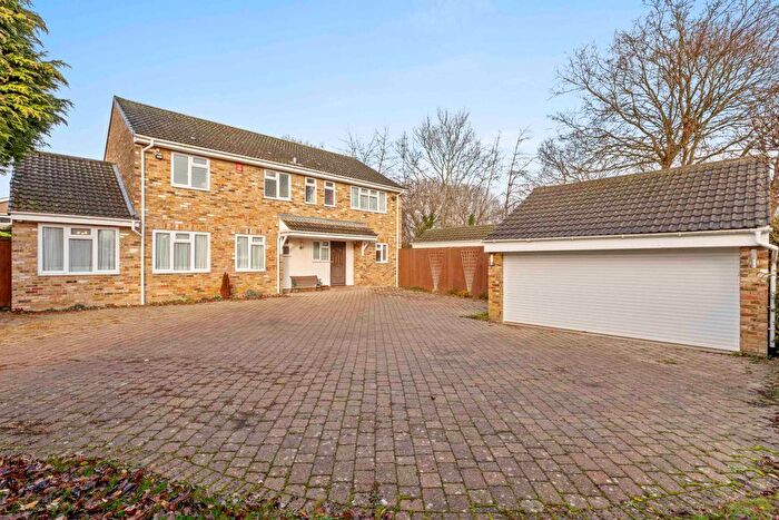 4 Bedroom Detached House For Sale In Kenway Drive, Little Chalfont, HP7