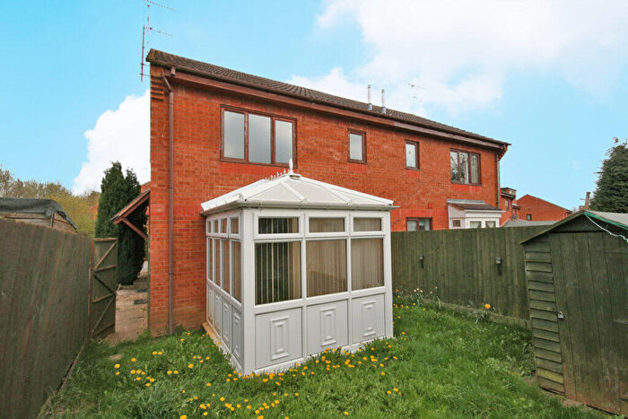 1 Bedroom End Of Terrace House To Rent In Quarry Close, Bloxham, Oxon, OX15