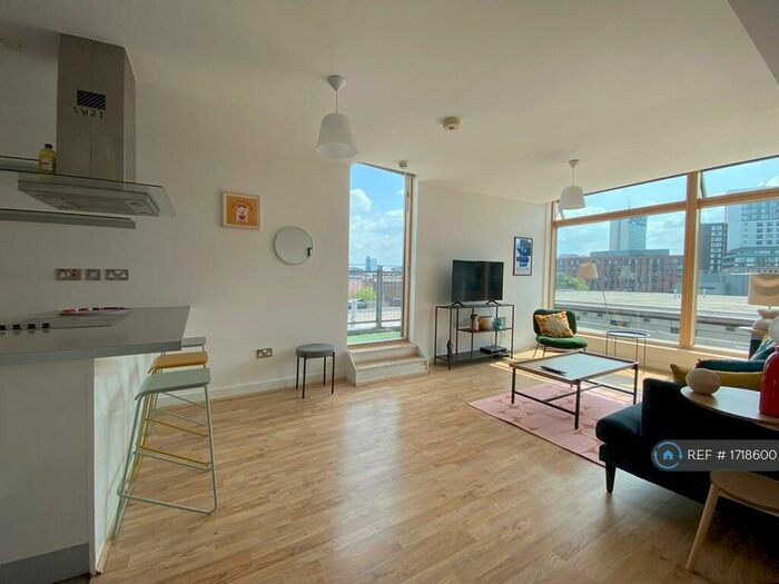 2 Bedroom Penthouse To Rent In Design House, Manchester, M4