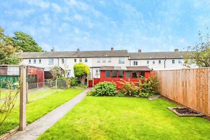 3 Bedroom Terraced House To Rent In Flexney Place, Headington, OX3