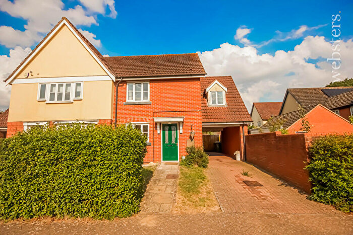 3 Bedroom Semi-Detached House To Rent In Vane Close, Norwich, NR7