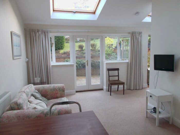 1 Bedroom Apartment To Rent In High Street, Brixworth, NN6