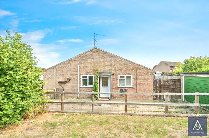 2 Bedroom Bungalow For Sale In Flavius Gate, Brackley, Northamptonshire, NN13
