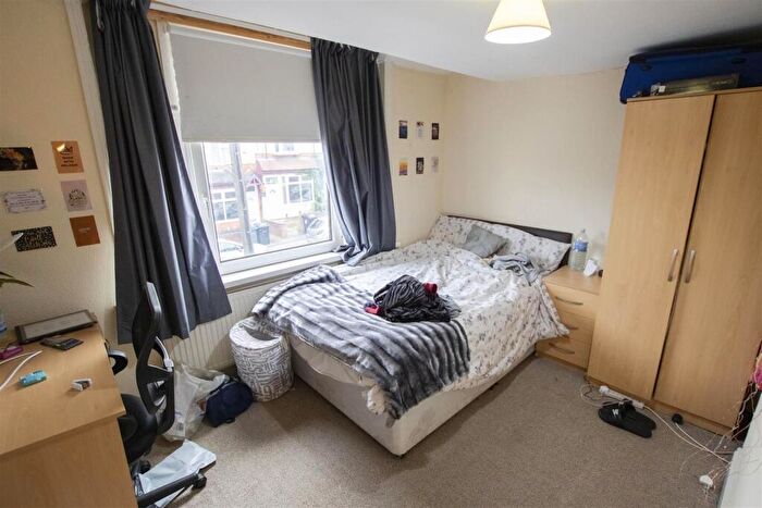 4 Bedroom House To Rent In Rookery Road, Selly Oak, Birmingham, B29