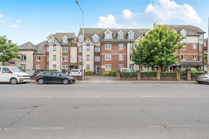 1 Bedroom Retirement Property For Sale In Worthington Lodge, Hythe, Kent, CT21