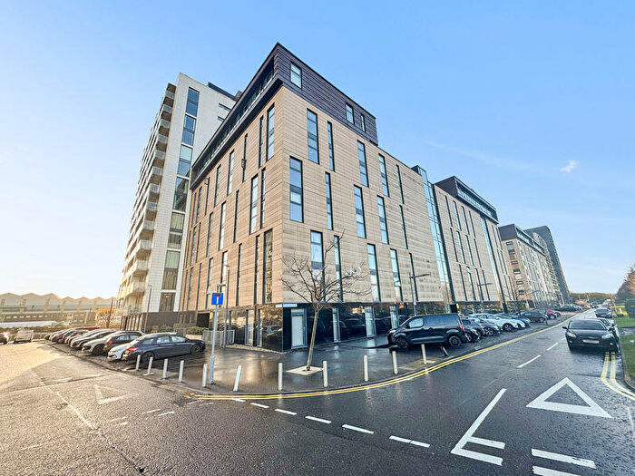 1 Bedroom Flat For Sale In Castlebank Place, Glasgow Harbour, G11