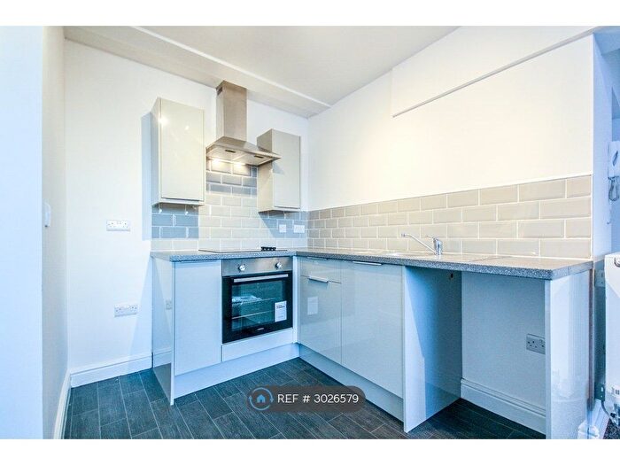 1 Bedroom Flat To Rent In High St, Stoke-On-Trent, ST6