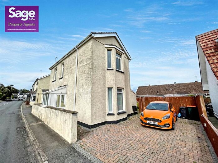 3 Bedroom Detached House For Sale In High Cross Road, Rogerstone, Newport, NP10