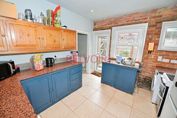 5 Bedroom Semi-Detached House To Rent In Gordon Avenue, Portswood, Southampton, SO14