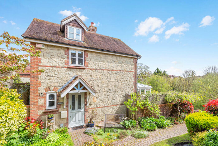 2 Bedroom Detached House For Sale In High House Court, High Street, Shaftesbury, SP7