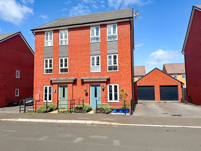 4 Bedroom Semi-Detached House For Sale In First Field Way, Patchway, Bristol, Gloucestershire, BS34