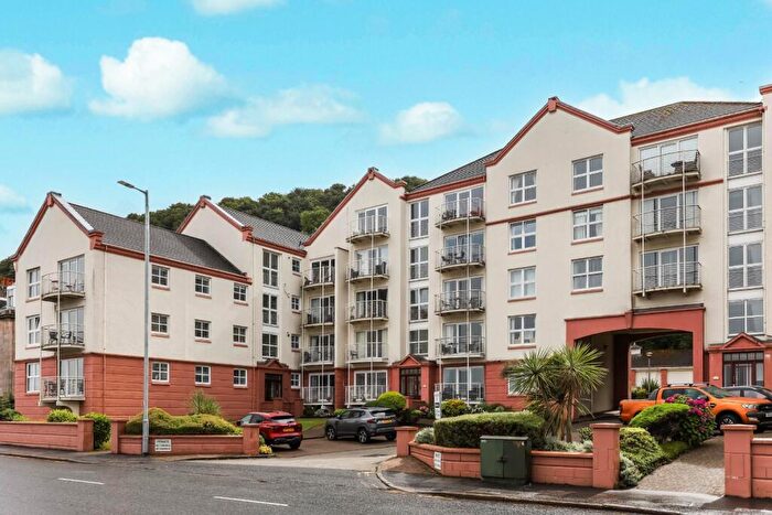2 Bedroom Flat To Rent In Albert Road, Gourock, PA19