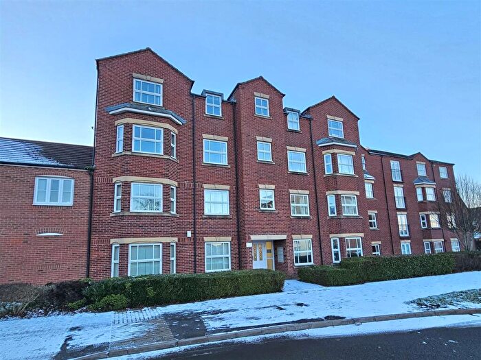 2 Bedroom Apartment For Sale In Wharf Lane, Solihull, B91