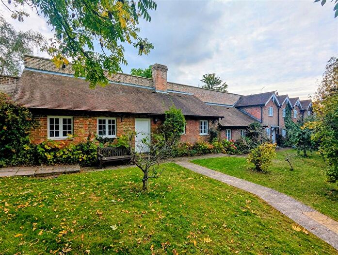 3 Bedroom Property To Rent In Tudeley Road, Tonbridge, TN11