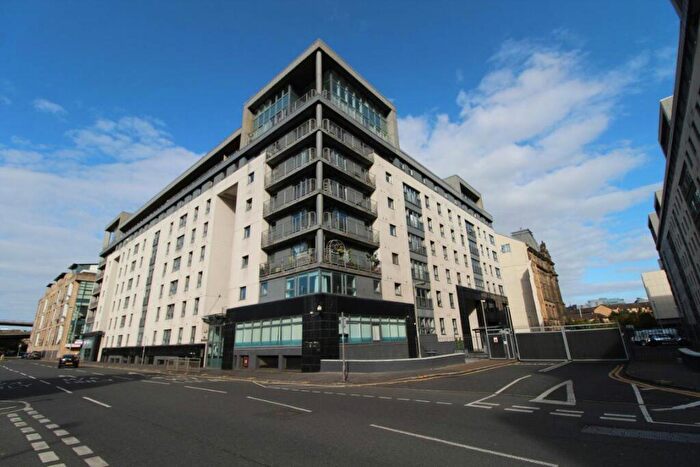 3 Bedroom Flat To Rent In Wallace Street, Glasgow, G5