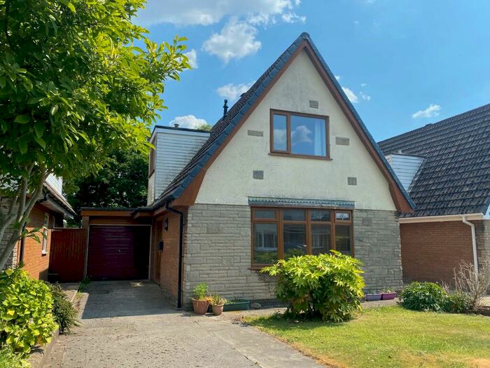 2 Bedroom House To Rent In Bispham Ave, Farrington Moss, PR26