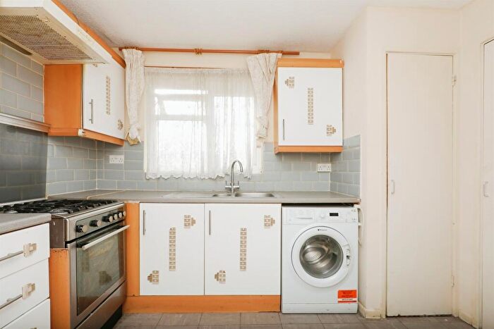 2 Bedroom Flat For Sale In Russell Street, Norwich, NR2